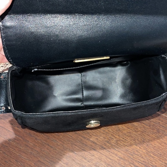 Stuart Weitzman Black Suede and Leather Shoulder Bag - Picture 6 of 6